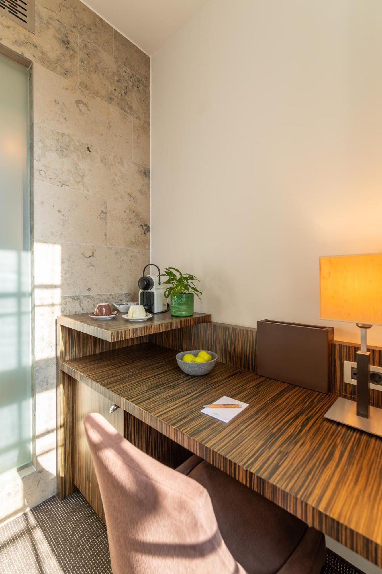 Herzogshof - Boutique-Hotel Am Dom Regensburg Ngoại thất bức ảnh