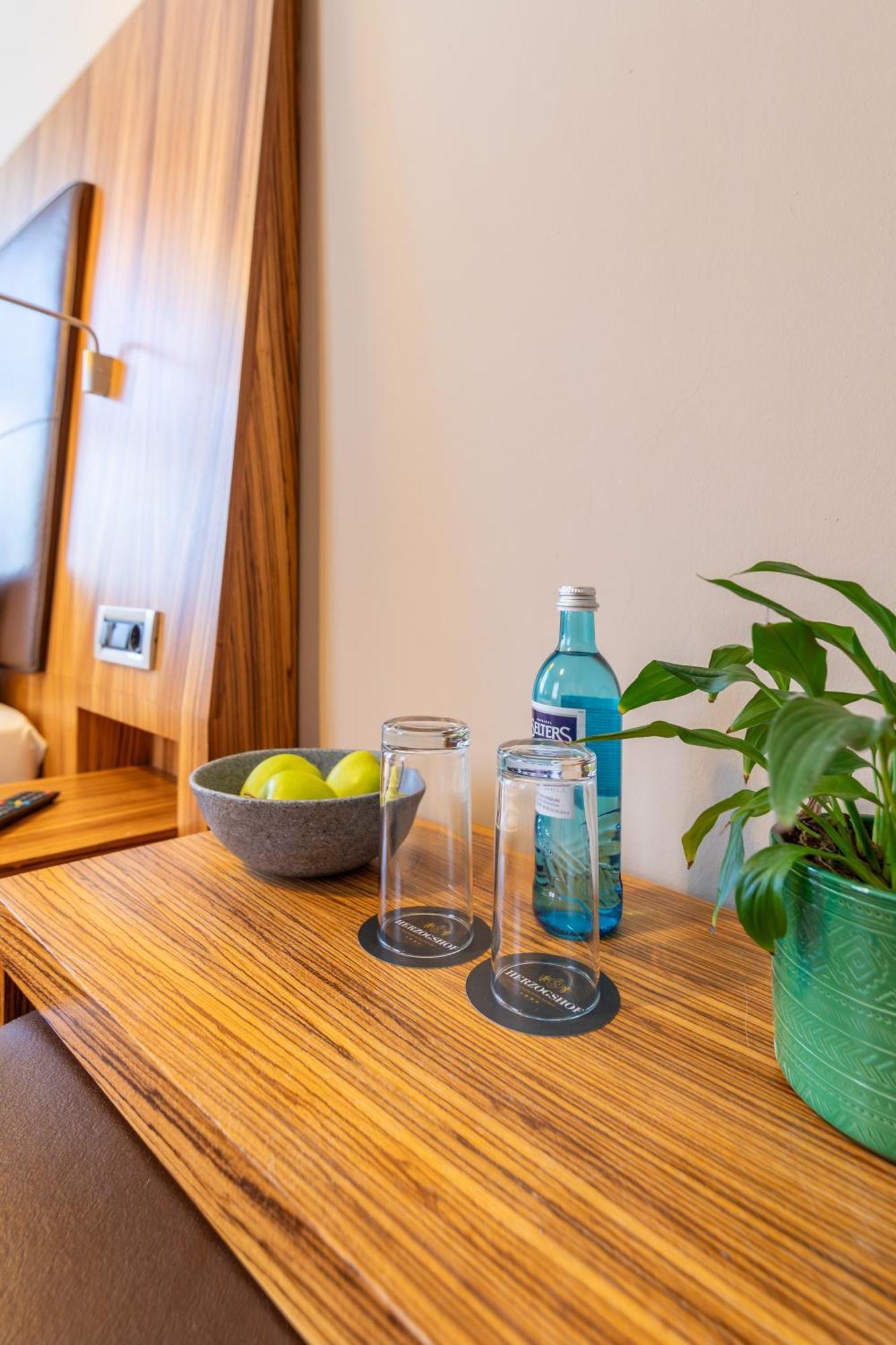 Herzogshof - Boutique-Hotel Am Dom Regensburg Ngoại thất bức ảnh