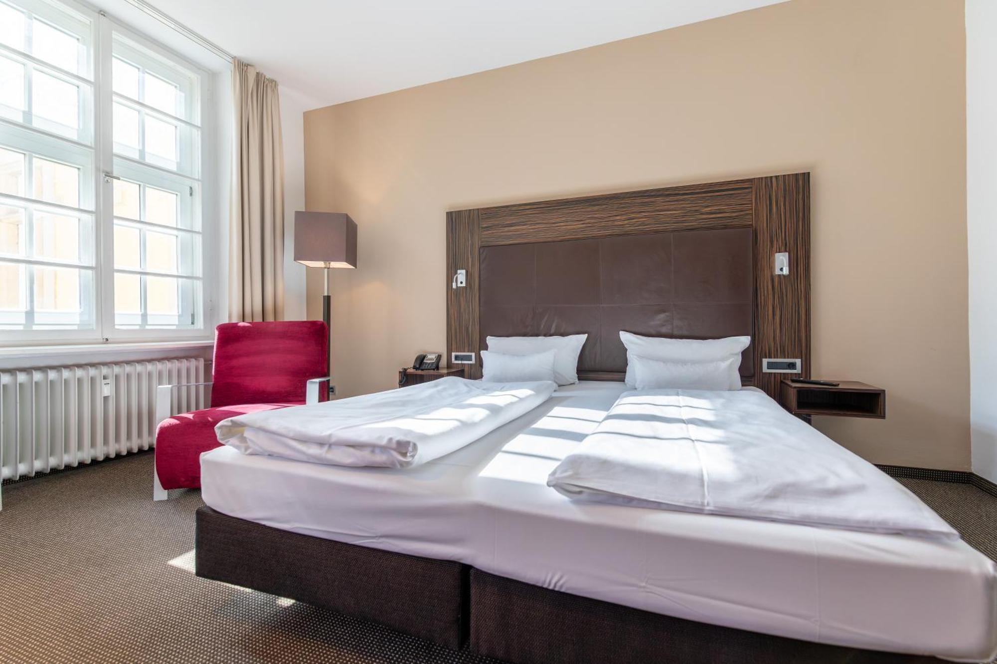 Herzogshof - Boutique-Hotel Am Dom Regensburg Ngoại thất bức ảnh