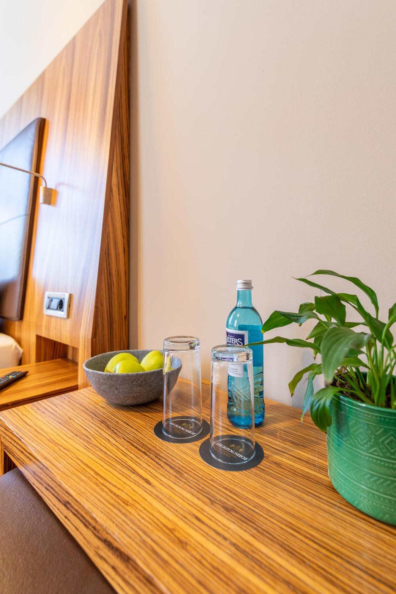 Herzogshof - Boutique-Hotel Am Dom Regensburg Ngoại thất bức ảnh